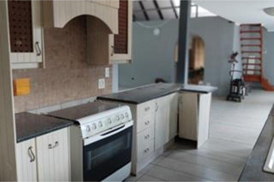 5 Bedroom Property for Sale in Vaalpark Free State